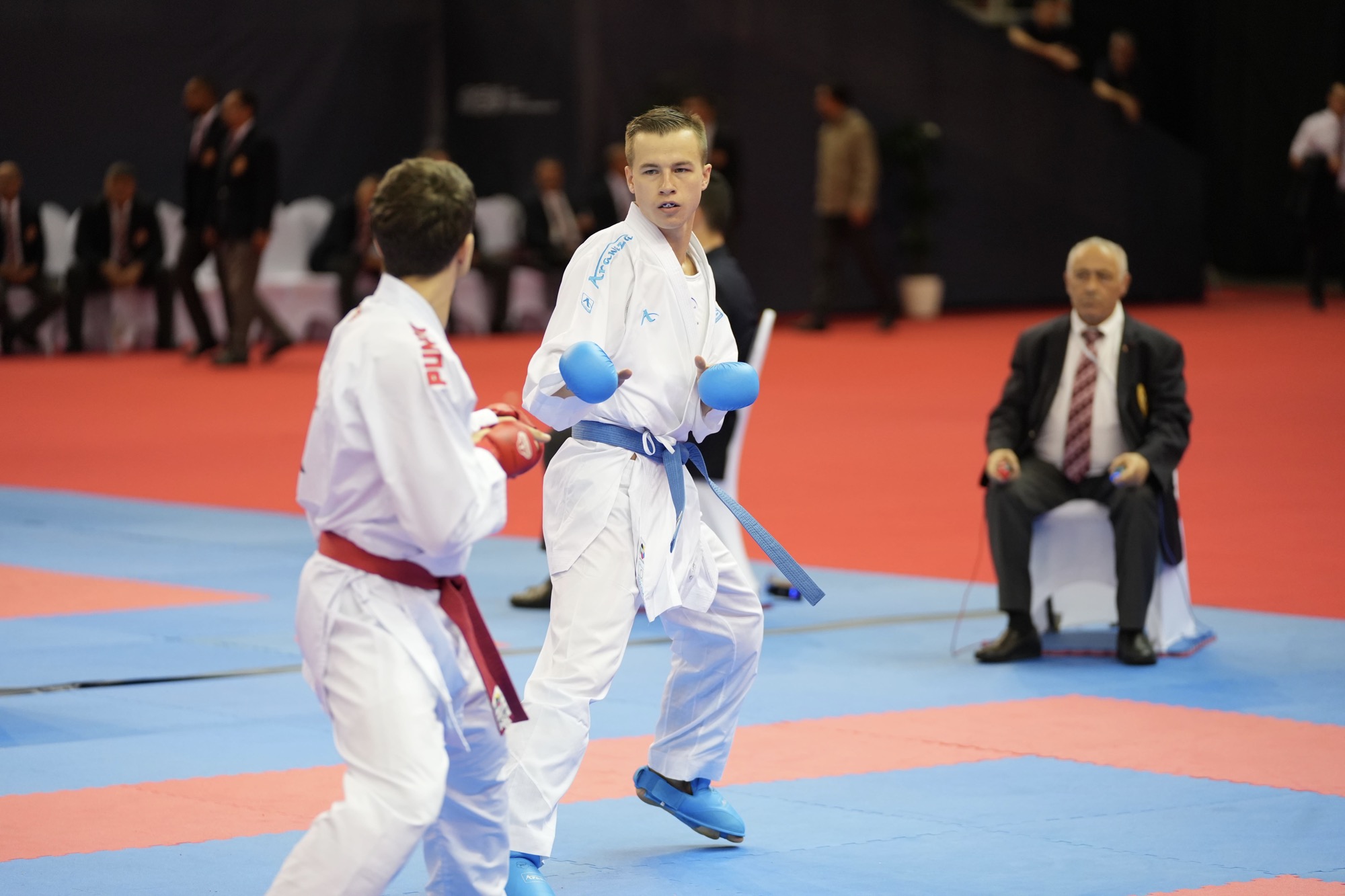 Dominik Imrich, študent NHF, sa zapísal do slovenskej karate histórie