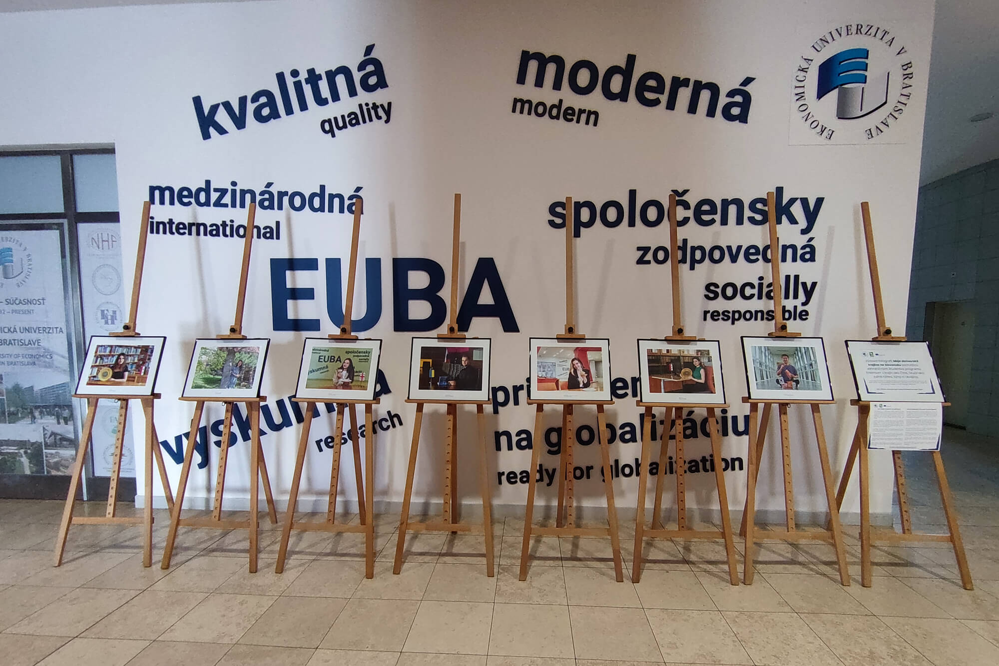 Photo exhibition of exchange students from the summer semester 2021/2022