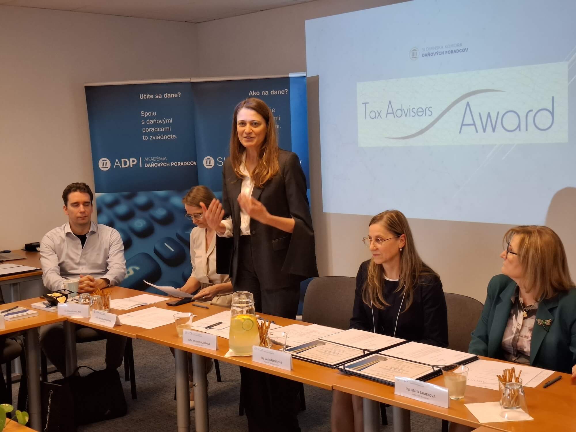 Absolventi EUBA medzi víťazmi Tax Advisors Award 2025