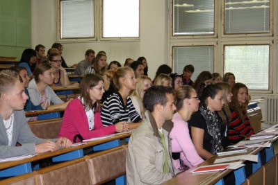 Úvodné prednášky  - pred začiatkom akademického roka 2010/2011 na jednotlivých fakultách EU