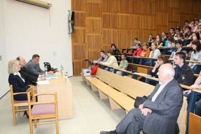 Lectures at the UEBA