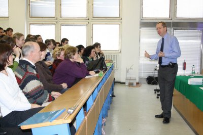 Lectures at the UEBA