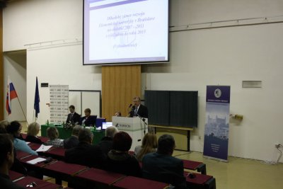 Prvé zasadnutie Akademickej obce Ekonomickej univerzity v Bratislave 