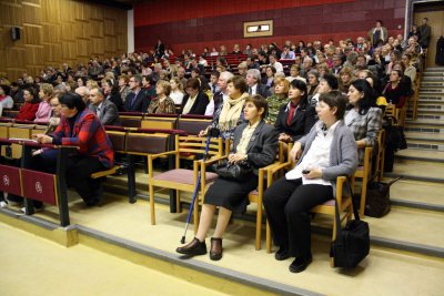 Prvé zasadnutie Akademickej obce Ekonomickej univerzity v Bratislave 