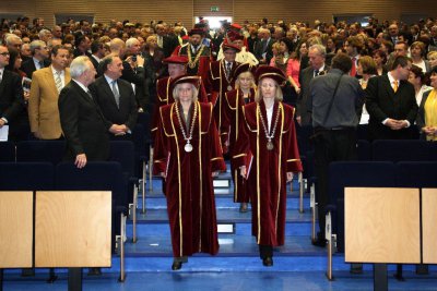 Univerzitné udalosti » Slávnostná inaugurácia rektora a dekanov EU