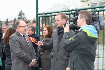 Otvorenie futbalového ihriska s umelou trávou v Horskom Parku