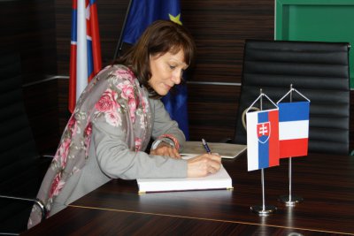 Prijatie garanta frankofónneho štúdia