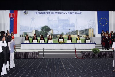 2000 nových inžinierov EU v Bratislave