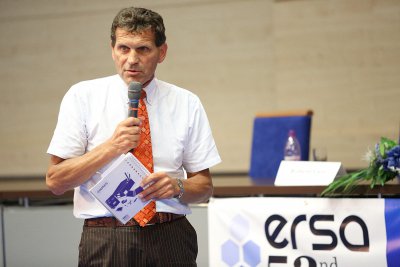 Regions in Motion – Breaking the Path ERSA 2012