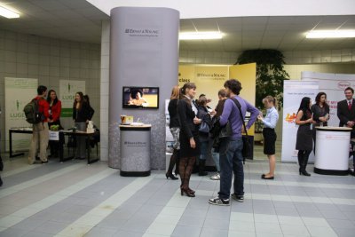 Veľtrh práce a kariérneho poradenstva 
