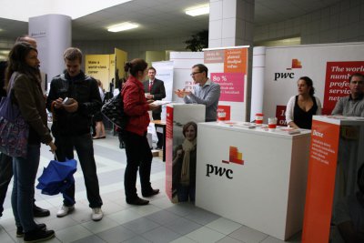 Veľtrh práce a kariérneho poradenstva 
