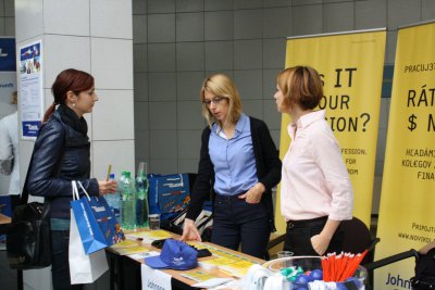 Veľtrh práce a kariérneho poradenstva 