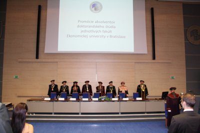 Promócie absolventov doktorandského štúdia