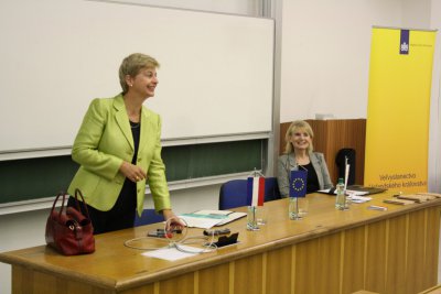 Začal sa nový ročník Diplomacie v praxi 2012/2013