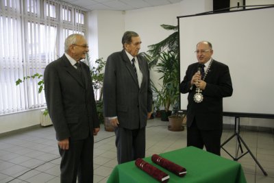 Vedecká rada EU – profesor emeritus
