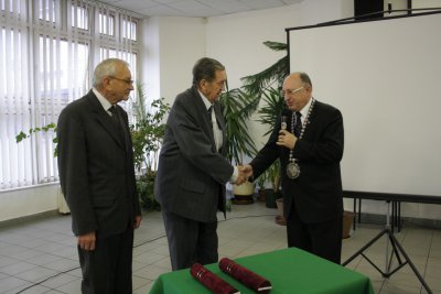 Vedecká rada EU – profesor emeritus