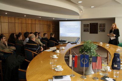 Prednáška viceprezidenta Nuclear Energy Institute z USA