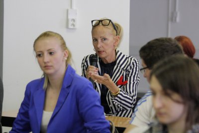 Diskusia študentov s rektorom EU v Bratislave
