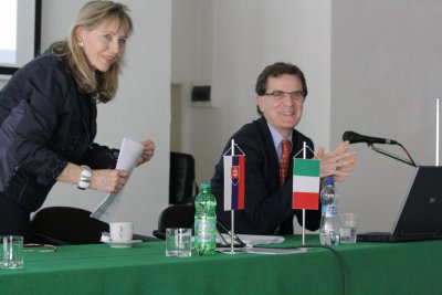 Prednáška profesora z Università di Bologna