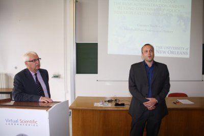 Prednáška rakúsko-amerického historika