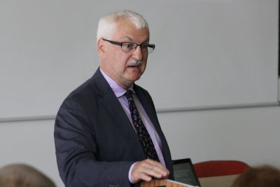 Prednáška rakúsko-amerického historika