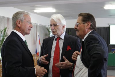 Prednáška švajčiarskeho odborníka na reštrukturalizáciu