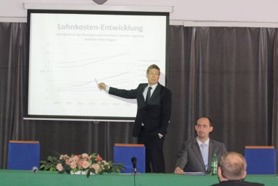 Prednáška švajčiarskeho odborníka na reštrukturalizáciu