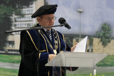 Promócie absolventov v akademickom roku 2012/2013