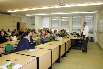 Univerzitné udalosti » Prednáška amerického profesora
