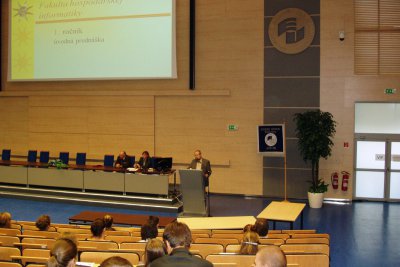 Slávnostné zahájenie AR 2013/2014 na FHI