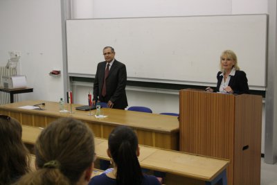 Začal sa prednáškový cyklus Diplomacia v Praxi