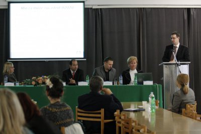 Veda a výskum v EÚ – príležitosti, výzvy, riziká