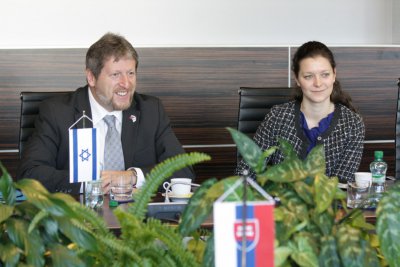 Prednáška izraelského veľvyslanca