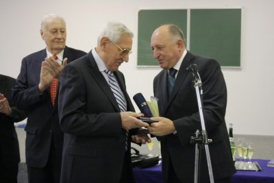 Medaila Imricha Karvaša
