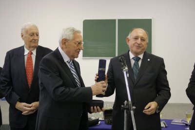 Medaila Imricha Karvaša
