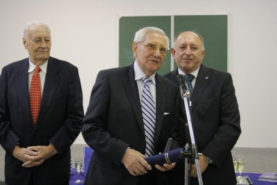 Univerzitné udalosti » Medaila Imricha Karvaša