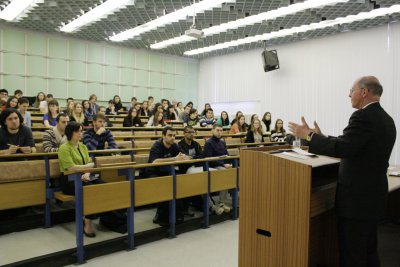 Univerzitné udalosti » Diplomacia v praxi - USA