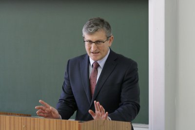 Prednáška vedúceho zastúpenia EK