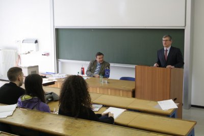 Univerzitné udalosti » Prednáška vedúceho zastúpenia EK