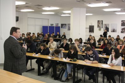Návšteva francúzskych študentov z Lyonskej Business School