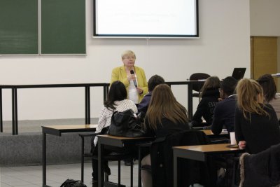 Návšteva francúzskych študentov z Lyonskej Business School