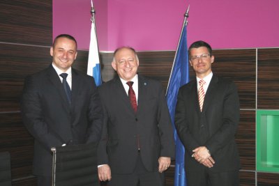 Podpis zmluvy so spoločnosťou OSRAM