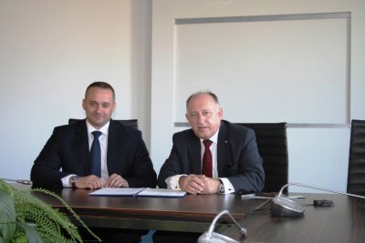 Univerzitné udalosti » Podpis zmluvy so spoločnosťou OSRAM