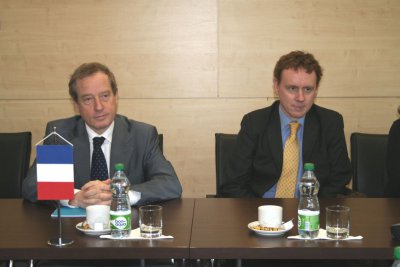 Prednáška francúzskeho veľvyslanca