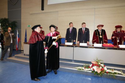 Čestný doktorát José Manuelovi Barrosovi