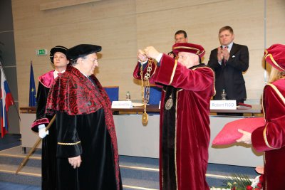 Čestný doktorát José Manuelovi Barrosovi