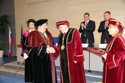 Čestný doktorát José Manuelovi Barrosovi