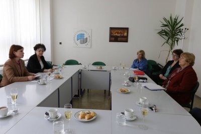 Sociokultúrne problémy jazyka a komunikácie