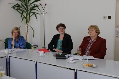 Sociokultúrne problémy jazyka a komunikácie