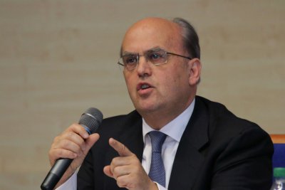 G. Zavvos prednášal študentom univerzity